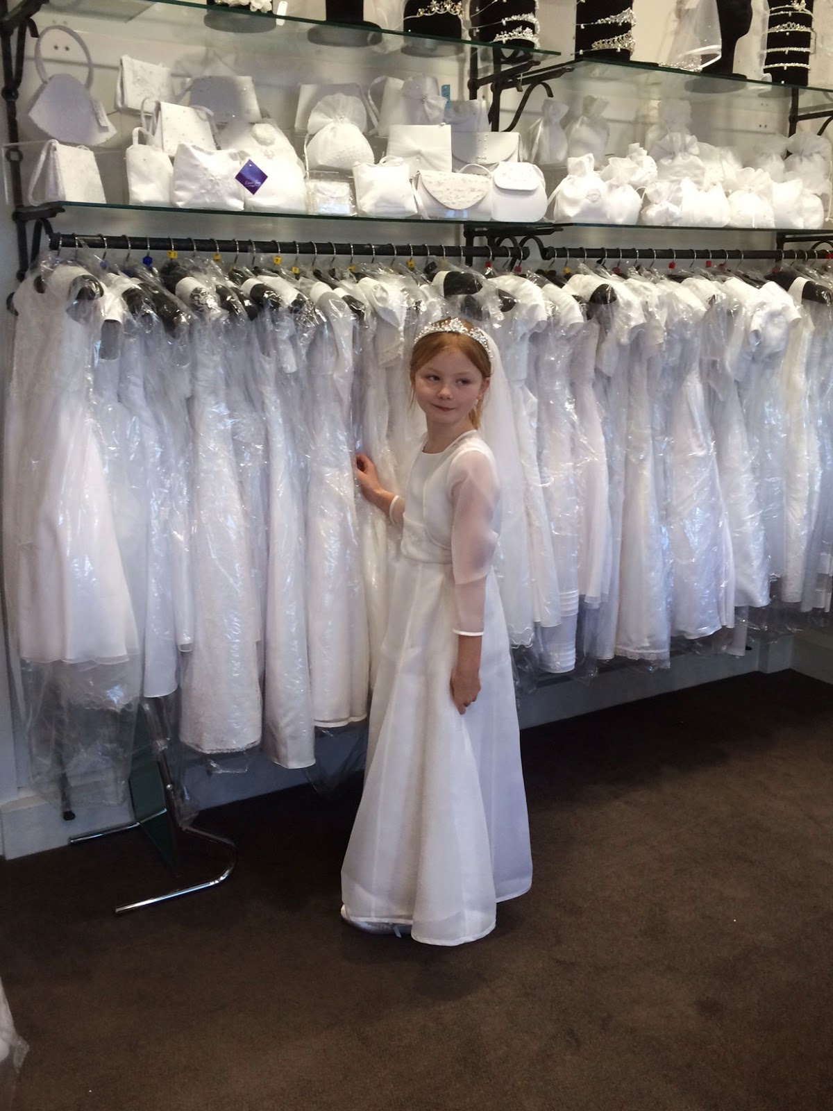 http://www.firstholycommunionday.co.uk/boutique-collection---ready-made-communion-dresses-to-purchase-in-our-shop-492-c.asp