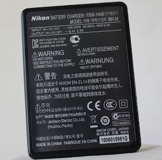 Charger kamera nikon MH-24-di Banyuwangi
