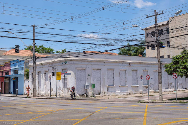 Unidade de Interesse de Preservação na Av. Mal. Floriano Peixoto, esquina com Av. Iguacu