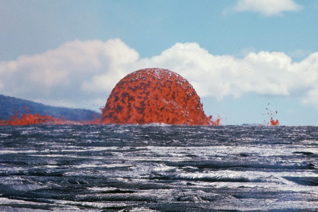 Jaw-Dropping Rare Image Of 65-Foot-Tall Lava Dome In Hawaii