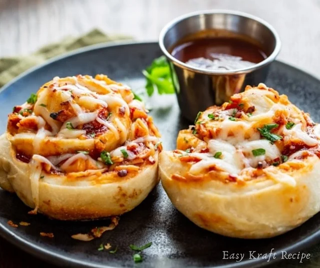 EASY CHEESY BBQ CHICKEN PIZZA ROLLS