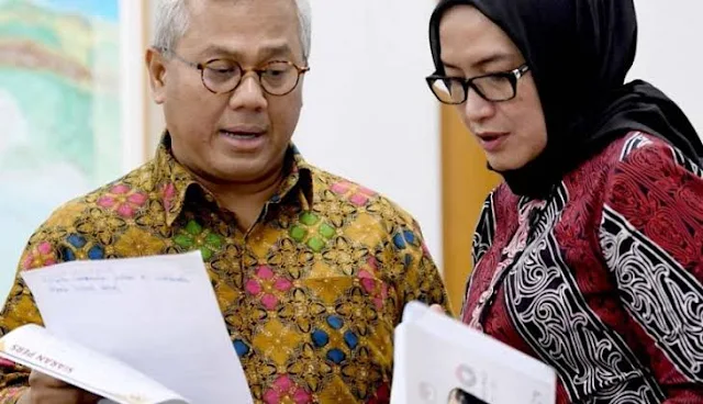 Wanita Cantik dan Terpentalnya Arief Budiman dari Kursi Ketua KPU