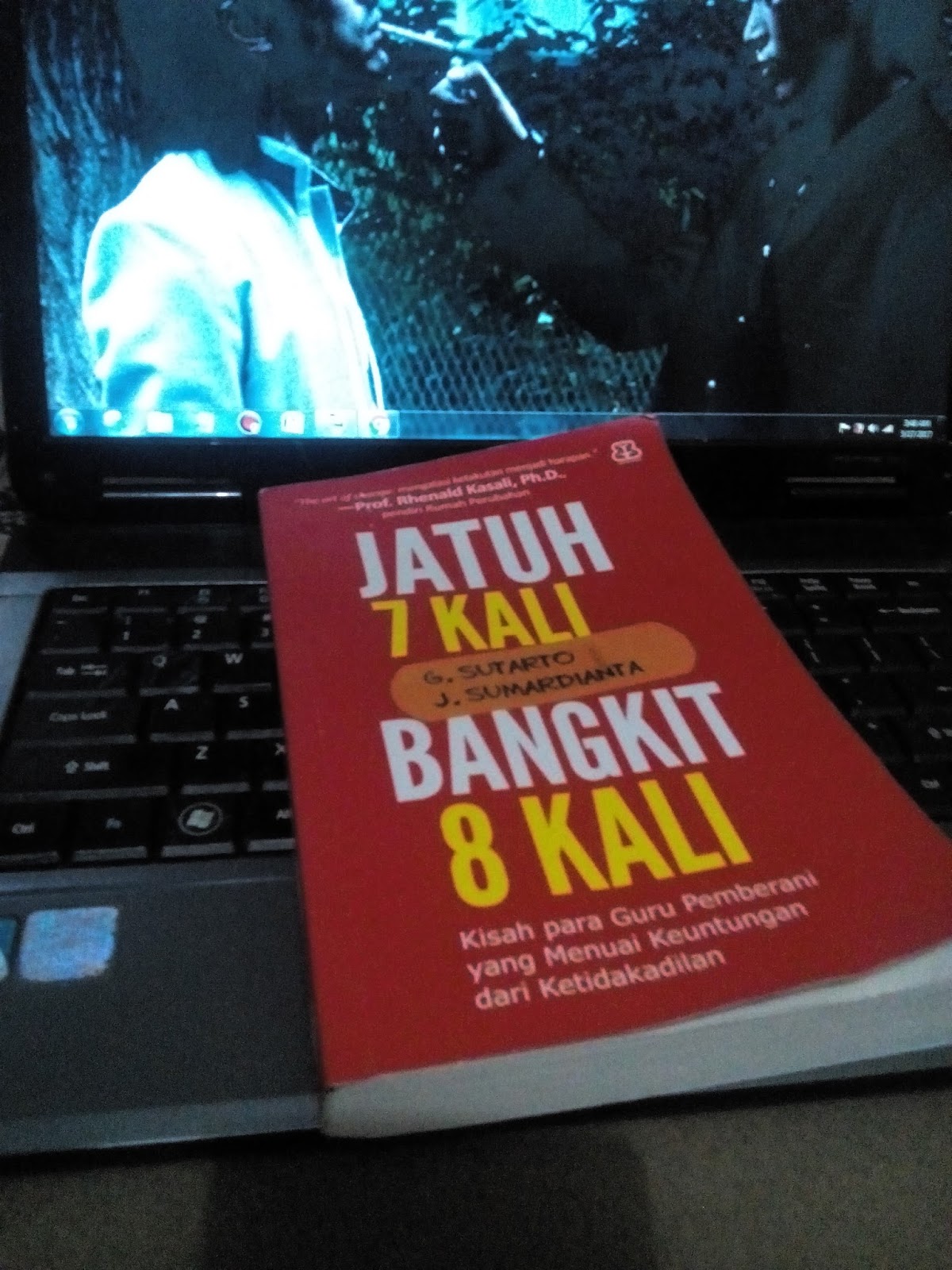 Kata Kata Motivasi Kehidupan Dalam Buku Jatuh 7 Kali Bangkit 8