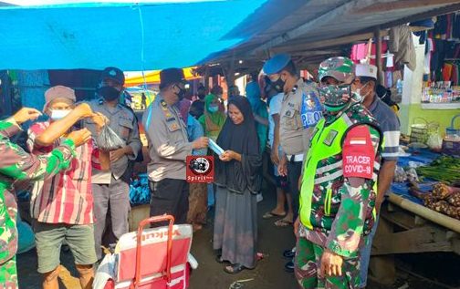 Pimpin PPKM Mikro di Pasar Moncongkomba, Wakapolsek Polsel Himbau Warga Disiplin Prokes