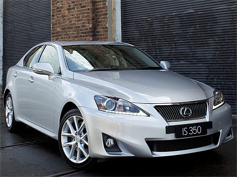 Motor Trend: 2011 LEXUS IS 350