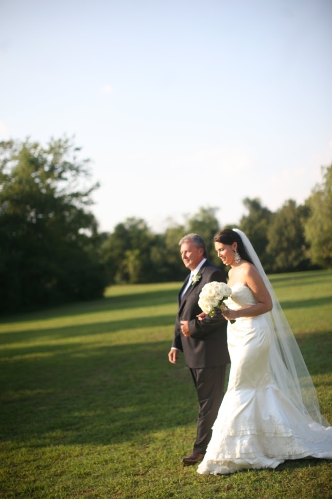 square arches weddings