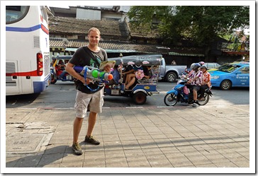 2011_04_13 D118 BKK Songkran D1 095