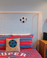 DORMITORIO DE FUTBOL FEMENINO - GIRLS SOCCER BEDROOM via www.dormitorios.blogspot.com