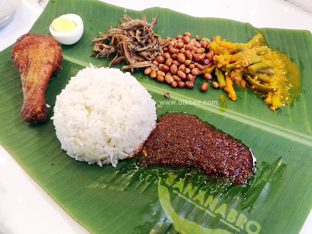 Nasi Daun Pisang Di BananaBro Berjaya Times Square