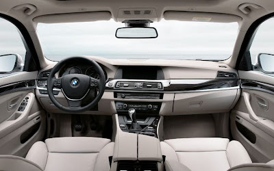 2011 BMW 5 Series Touring Interior