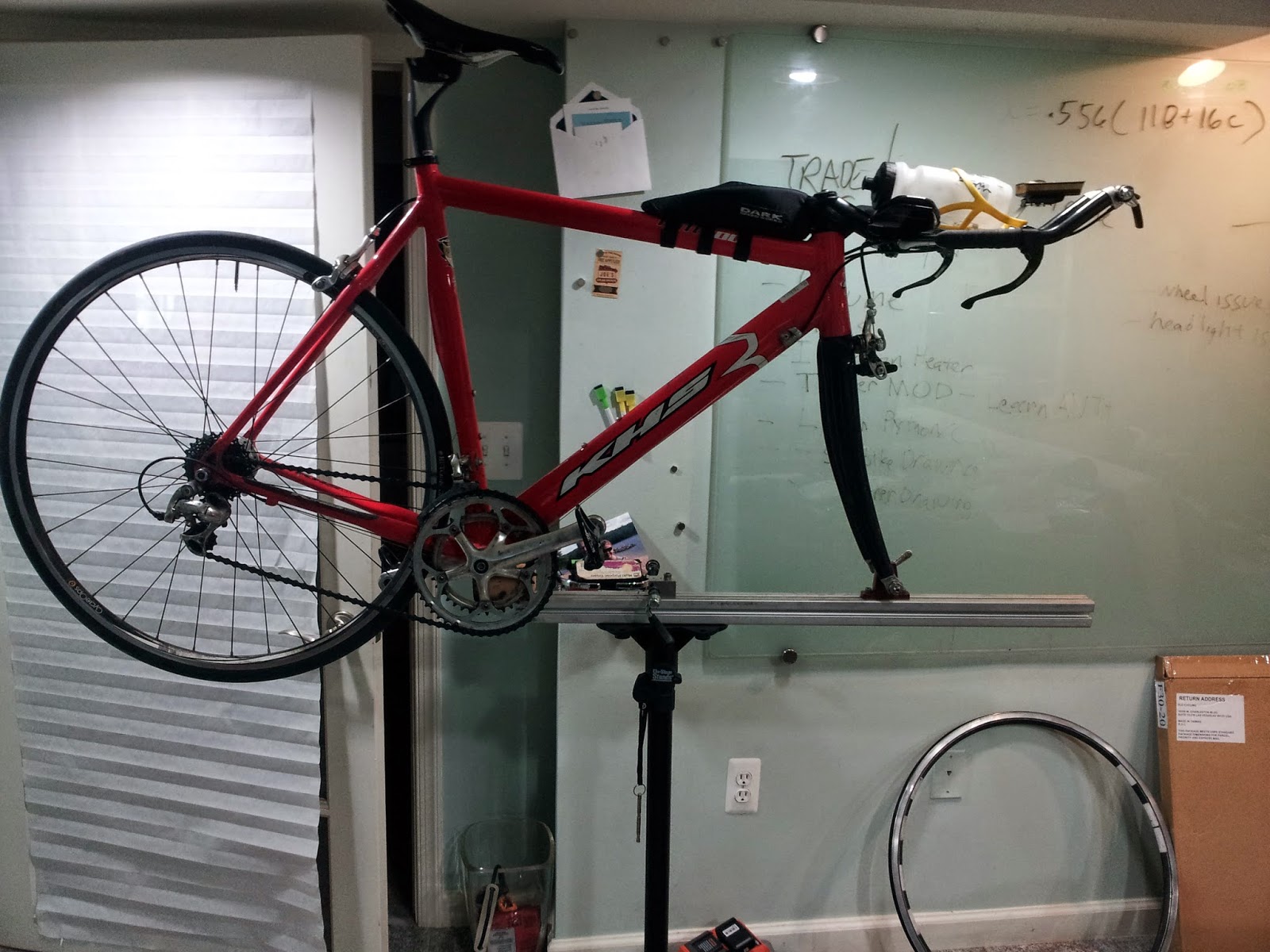 Vainglorious Escapades: Professional/Race/Euro style bicycle repair stand on the cheap/DIY