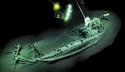  tahun yg kemudian telah ditemukan di dasar Laut Hitam Wow, Kapal Karam Tertua Ini Usianya 2.400 Tahun
