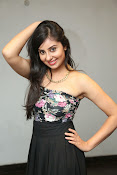 Bhanusri Mehra latest glam pics-thumbnail-6