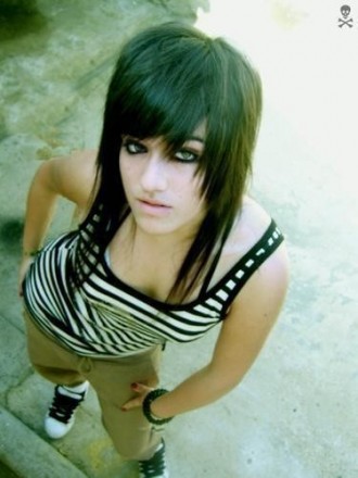 Pictures of long emo hairstyle for girls