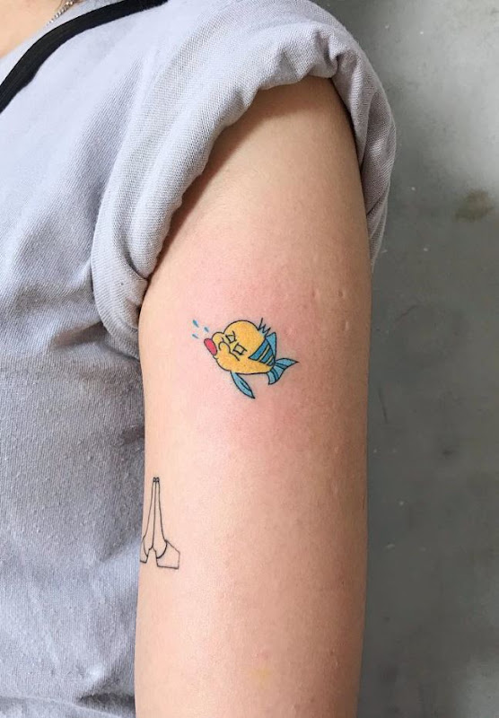 Mini tatuagens femininas