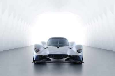 Aston Martin Valkyrie :mecanique world auto