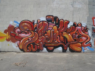 spain graffiti, mural graffiti, bubble graffiti