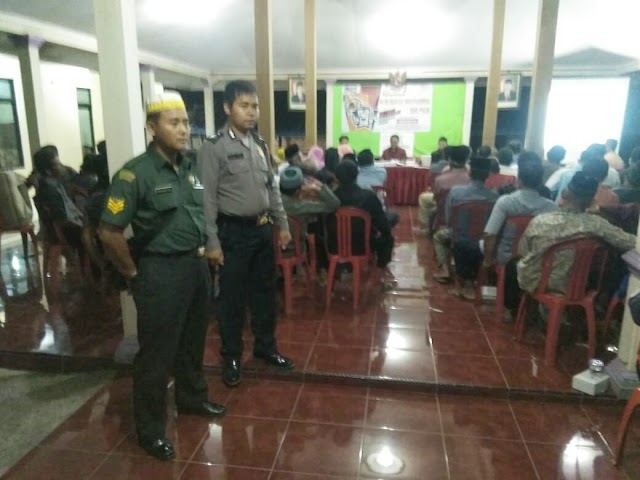 BABINSA KORAMIL 02 NGUTER HADIRI RAPAT PEMBENTUKAN PANITIA PILKADES DI KEDUNGWINONG