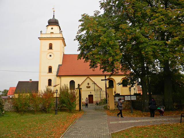 kasztanowce, świątynia, mur, miejsce kultu religijnego