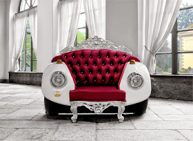 Mezcla de elementos barrocos y Art Car para el glamuroso sillón escarabajo