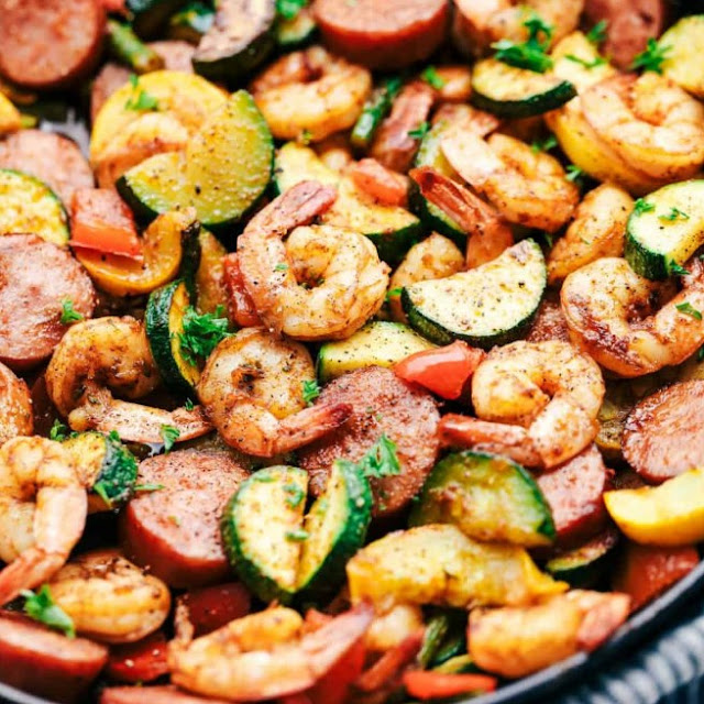 Cajun Shrimp and Sausage Vegetable Skillet #healthy #quick