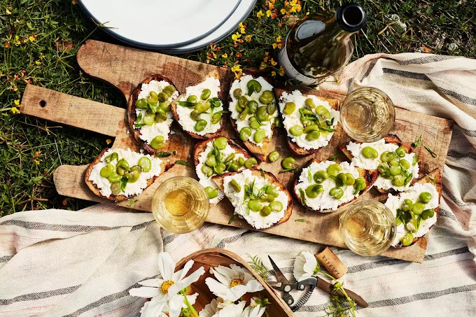 Ricotta-Fava Toasts