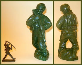 7 Inch Blow-moulds; 7 Inch Figures; Army Men; Armymen; Blow Mould; Blow Mould Figures; Blow Moulded Toy; Blow-Moulded GI's; Contribution; Flamethrower; Made in Hong Kong; Small Scale World; smallscaleworld.blogspot.com; US Army Blow Moulds; US Infantry; US Marines; WWII Blow Moulds; WWII Plastic Toy Figures; WWII Toy Soldiers;