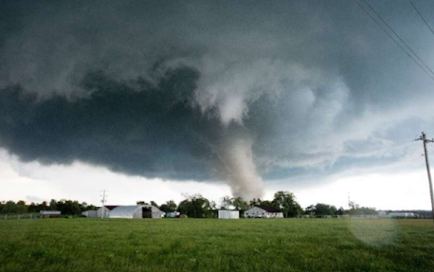 Louisiana Sends National Guard to Tornado Area