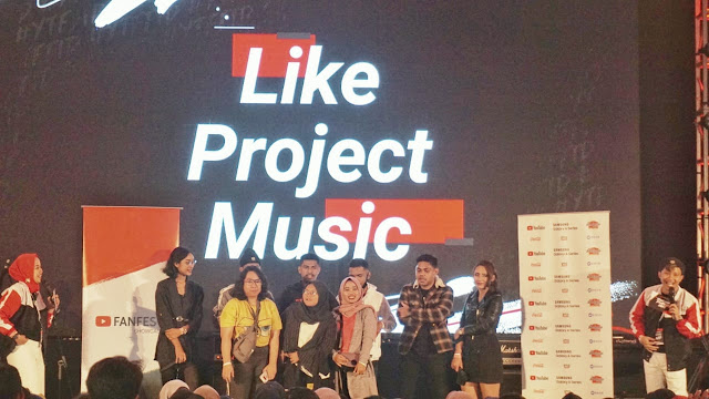 Agy Foto Bareng Like Project Music