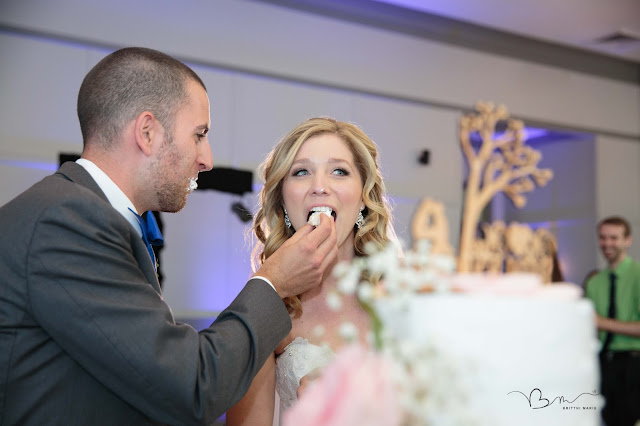 cutting cake at Noah's Event Venue in Auburn Hills Michigan