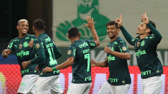 Com gol relâmpago, Palmeiras bate Grêmio e vira líder do Brasileiro