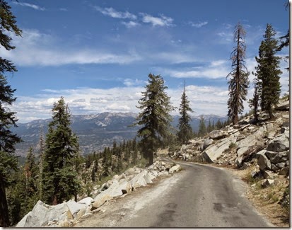 Road to Mono Hot Springs (7)