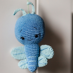 mariposa amigurumi patrón gratis