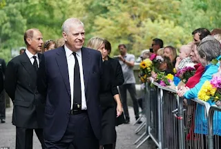 Royal Family viewed floral tributes for Queen Elizabeth II