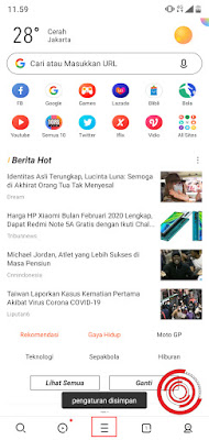 1. Langkah pertama silakan kalian buka aplikasi UC Browser Android, kemudian pilih garis tiga di bagian tengah-tengah