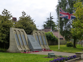 dambusters memorial woodhall spa