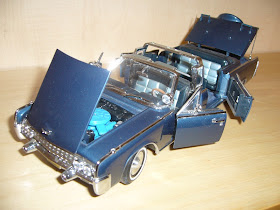 coche de John Fitzerald Kennedy en maqueta estatica a escala