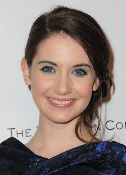 Makeup artist Garret Gervais worked with Community's Alison Brie for the