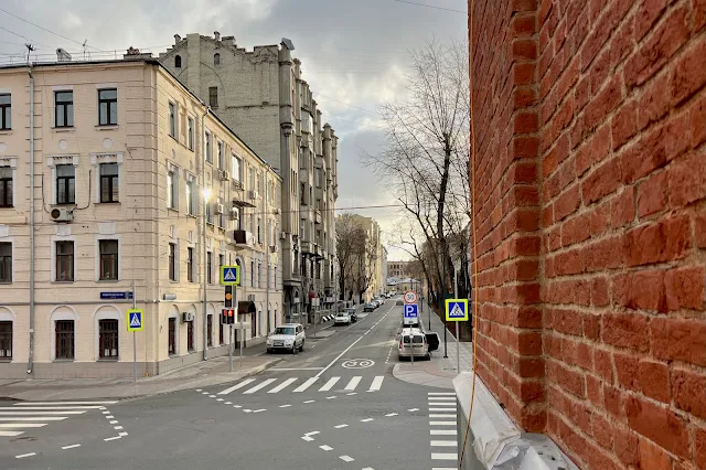 Ольховская улица, Новорязанская улица, 1-й Басманный переулок