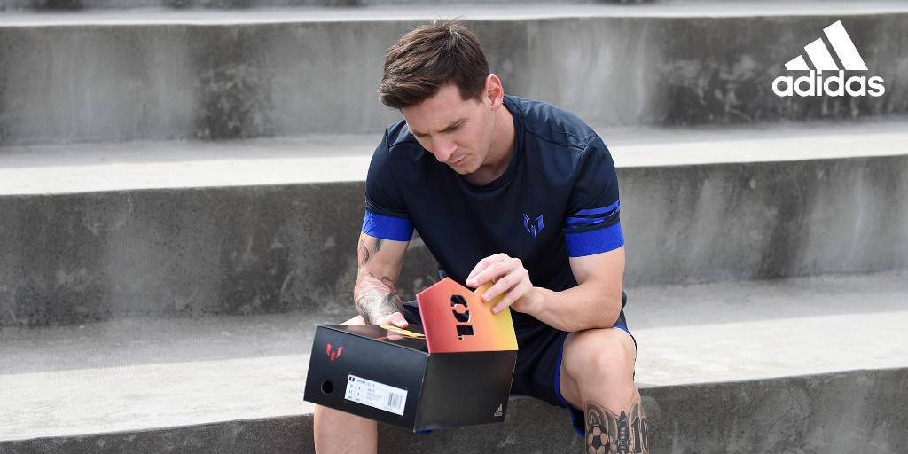 Adidas Messi 10/10