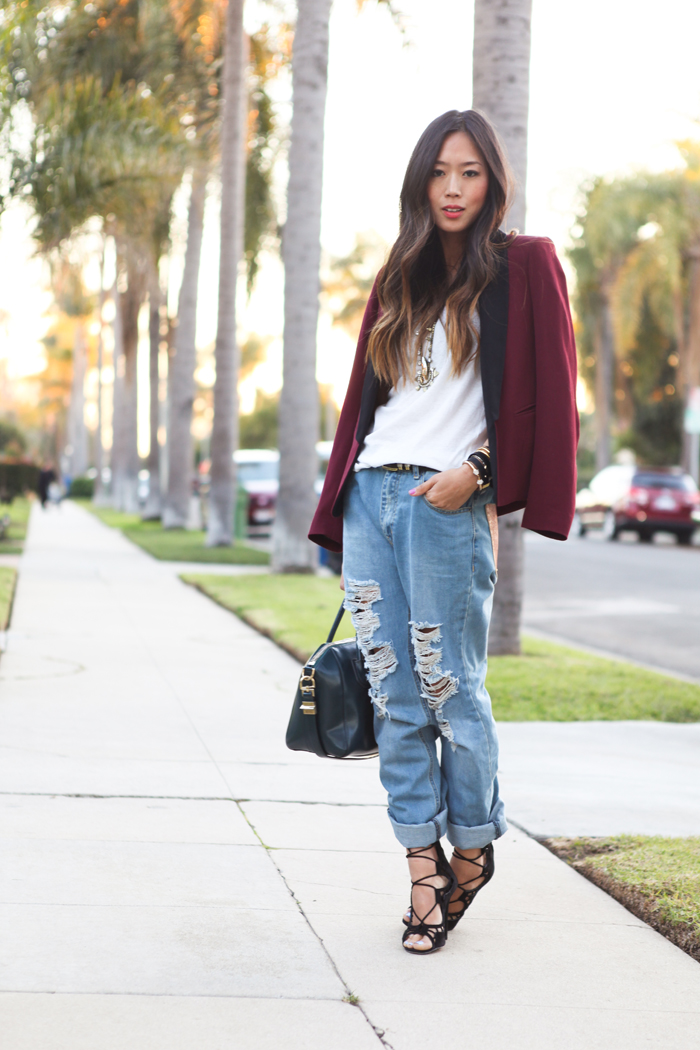 Blazer + Boyfriend Jeans