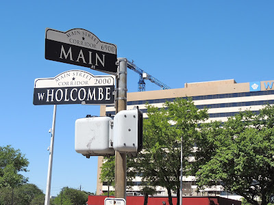 W HOLCOMBE at MAIN STREET - Texas Medical Center 