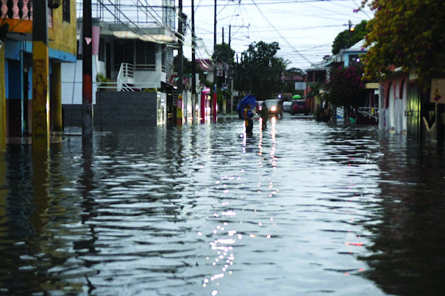 Fuertes lluvias se esperan por onda tropical.