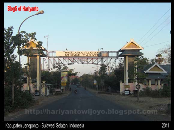 Ide Pintu Harmonika Celebes Kota Makassar Sulawesi Selatan