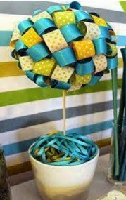 http://manualidadesparaninos.biz/florero-decoracion/