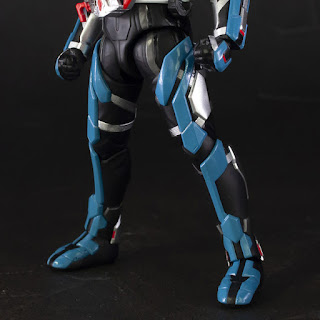 SHFiguarts Kamen Rider Ichi-Gata Rocking Hopper, Premium Bandai