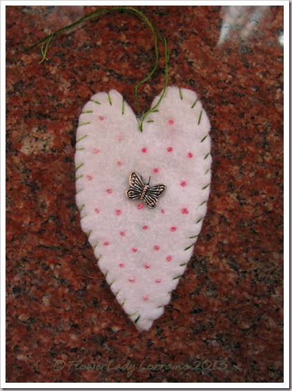 02-22-fern-felt-heart-back