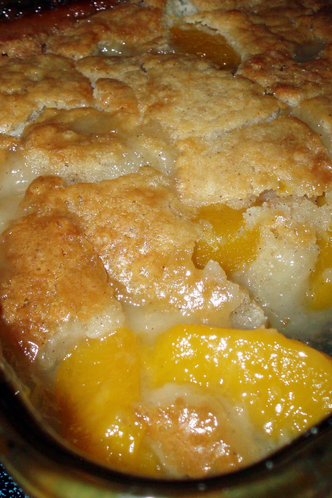 Farm Fresh Peach Cobbler #Recipe - Rural Mom