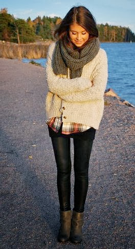 Cute casual fall fashion look with knitted cardigan and scarf