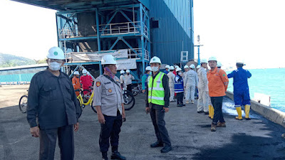 Lewat Sambang Dialogis, Personel Polsek KSKP Banten Polres Cilegon Polda Banten Sampaikan Pesan Kamtibmas